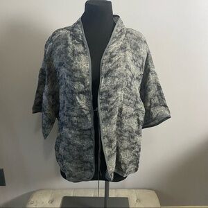 Eileen Fisher gray linen short sleeve kimono